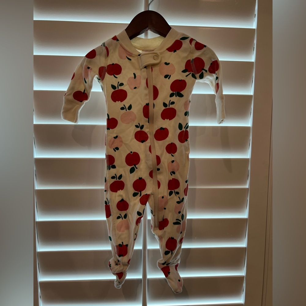 Hanna Andersson Apple Footed Pajamas!